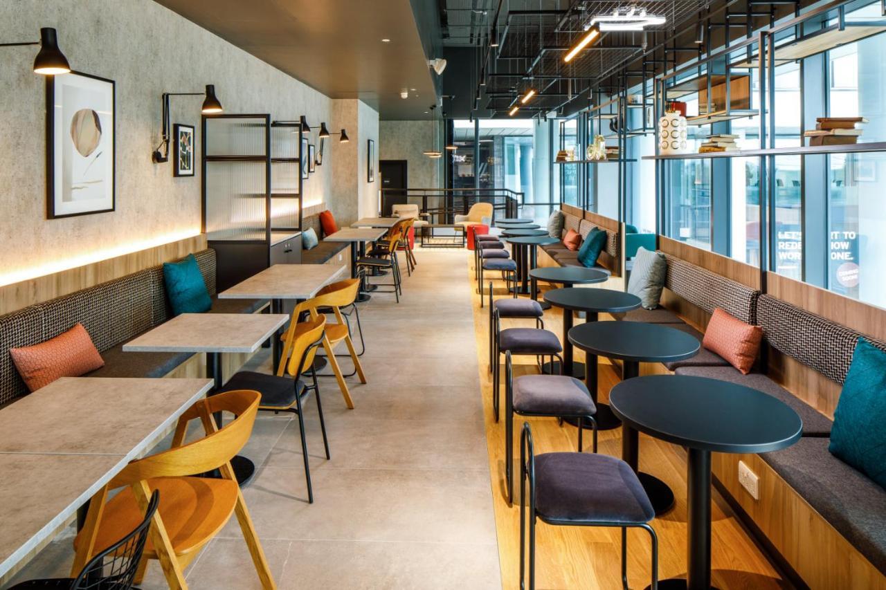Ibis London Sutton Point Hotell Exteriör bild