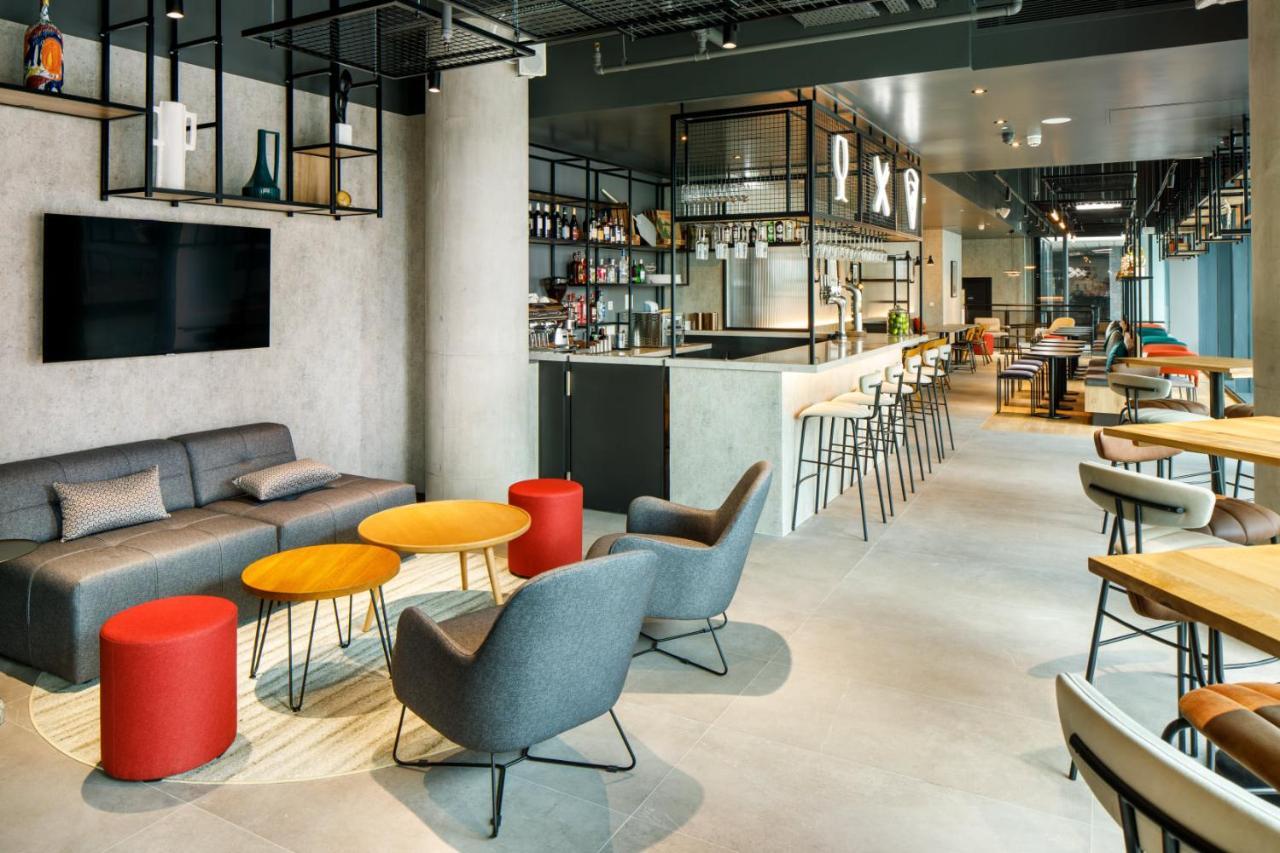 Ibis London Sutton Point Hotell Exteriör bild